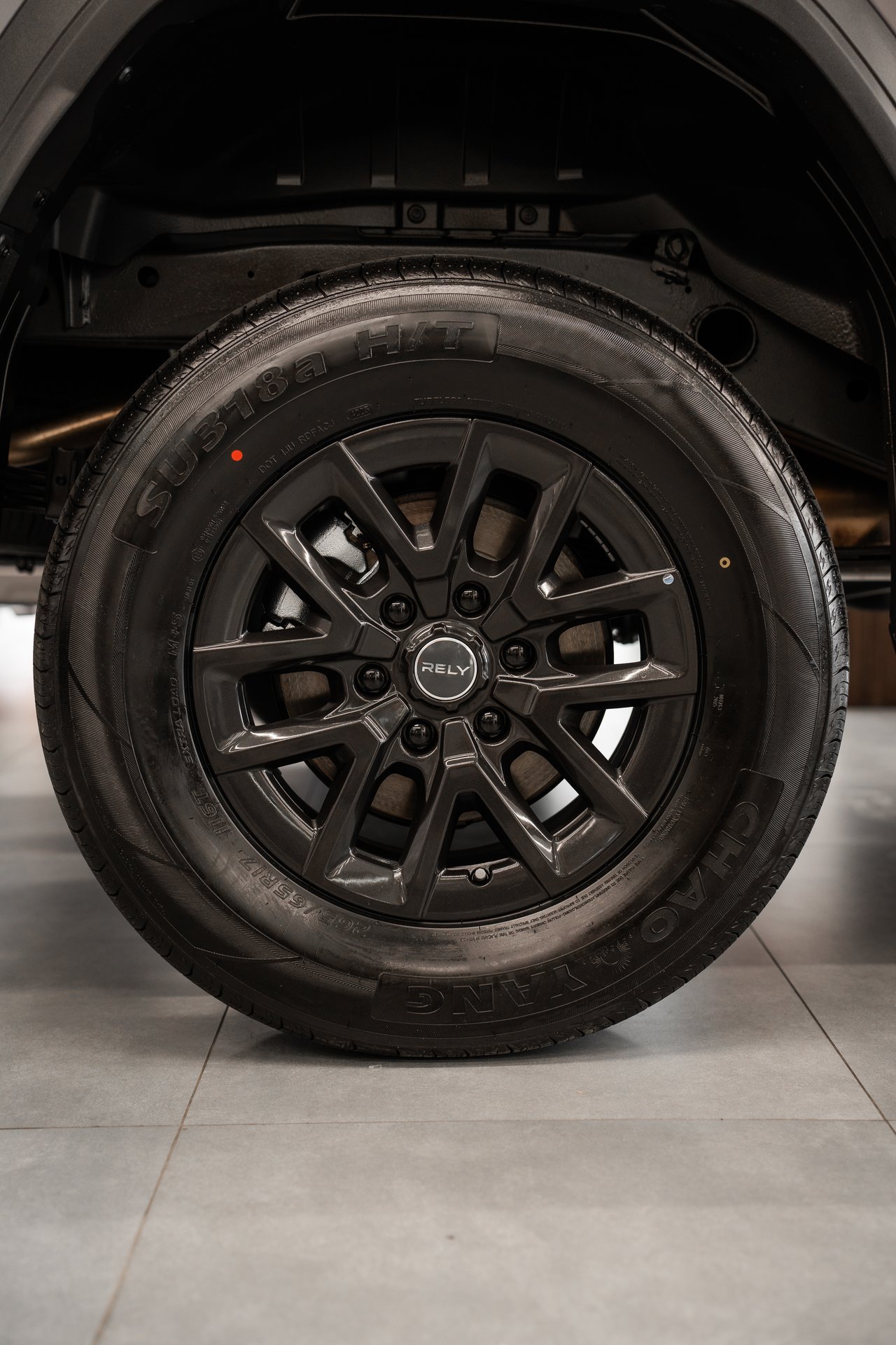 Rely R8 Gris Rin Detalle