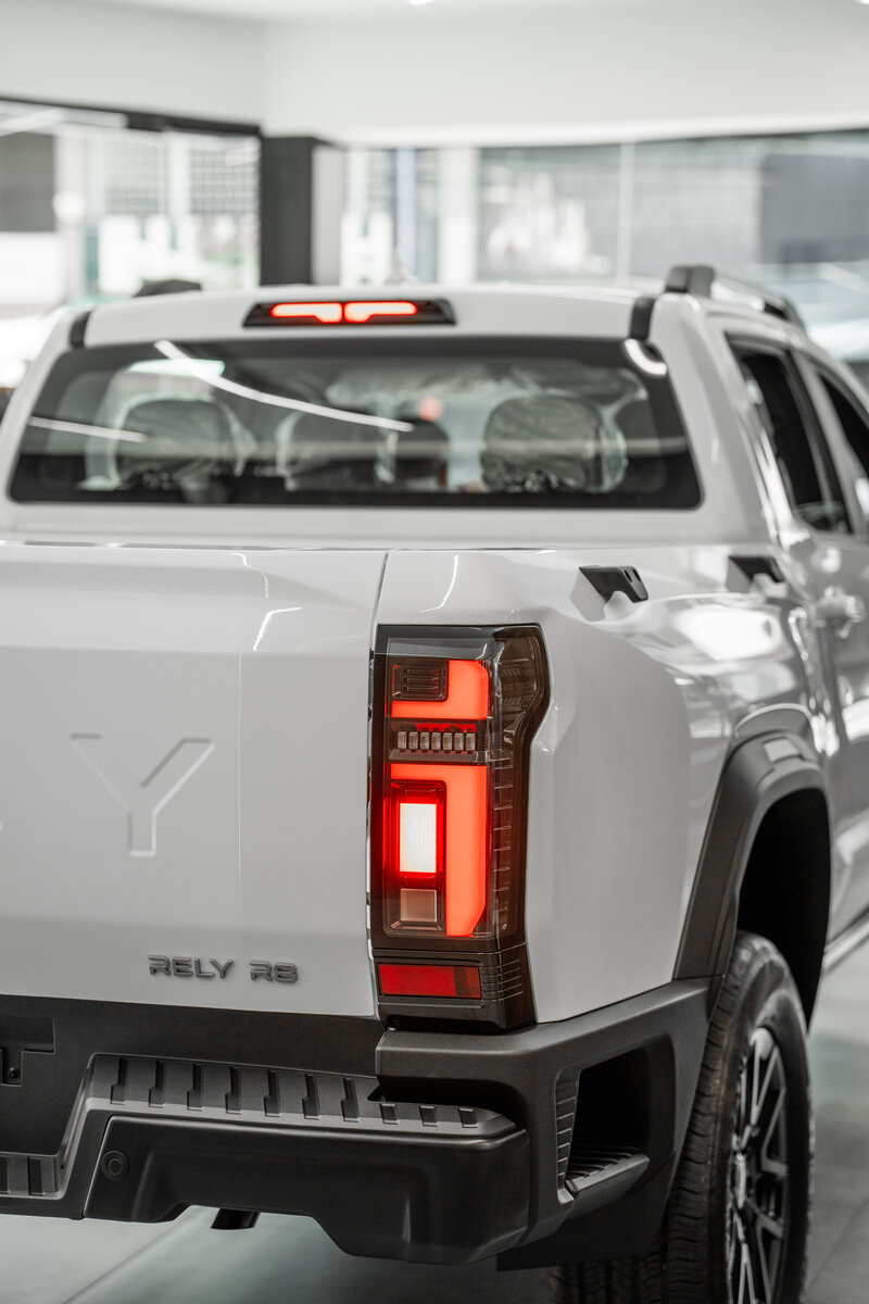 RELY R8 Blanca - DSC04722