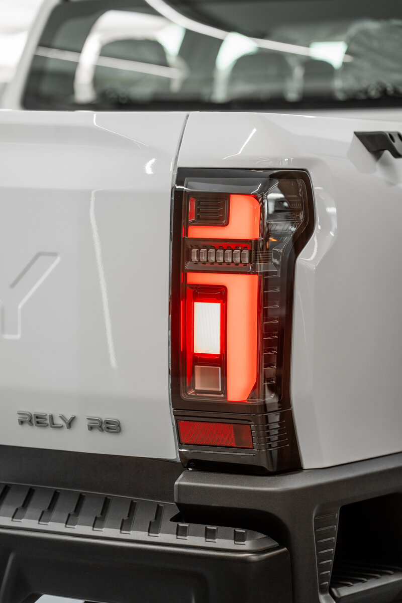 RELY R8 Blanca - DSC04725