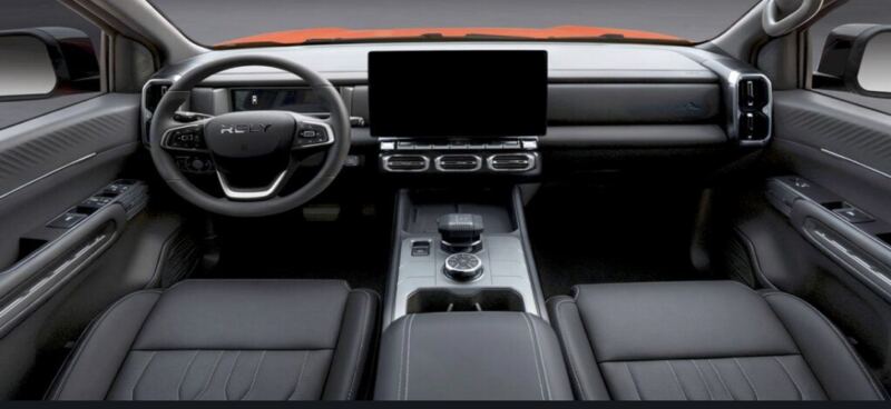Interior RELY R8