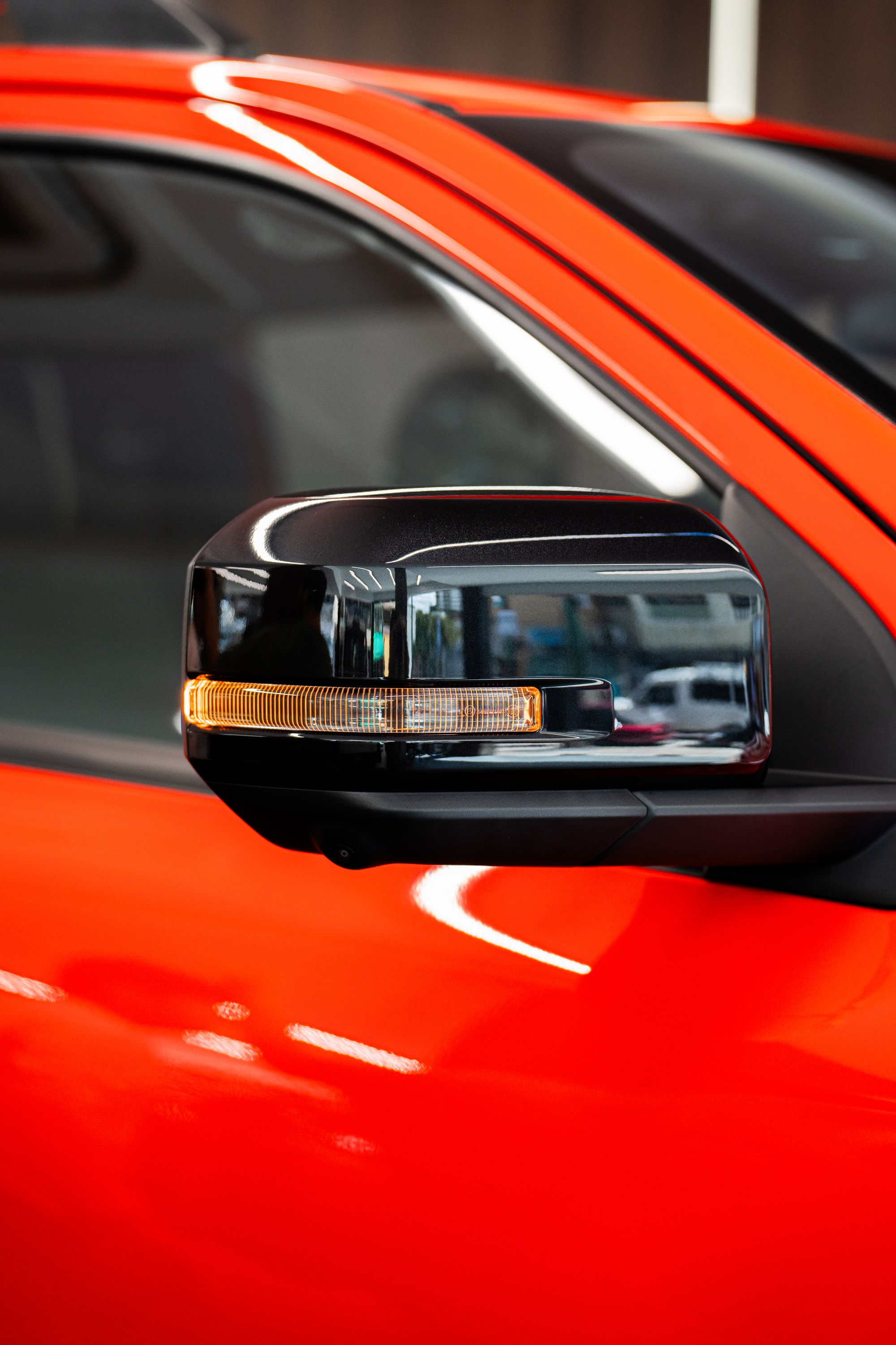 RELY R8 naranja